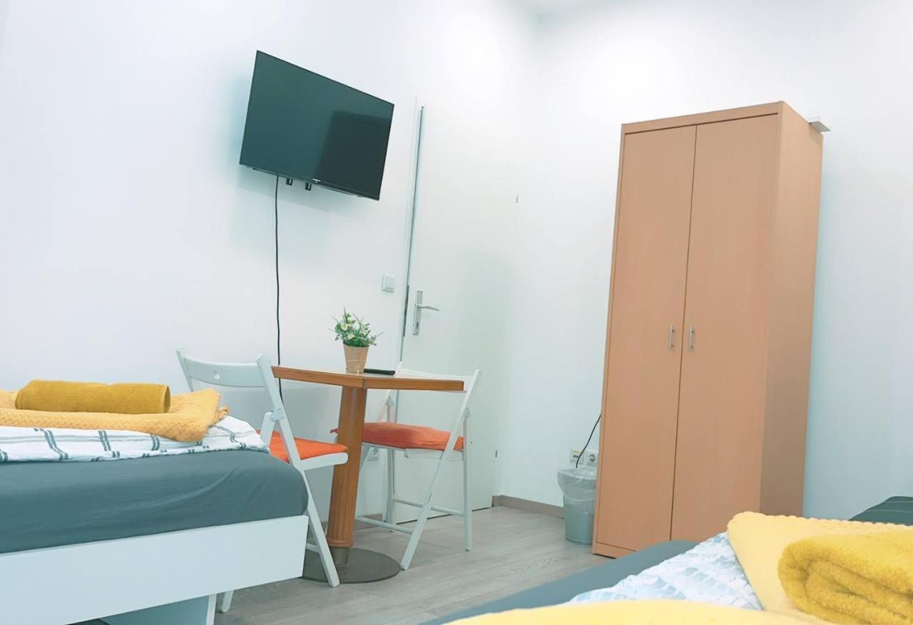 Comfort Apartment 5P Hn เวียนนา ภายนอก รูปภาพ